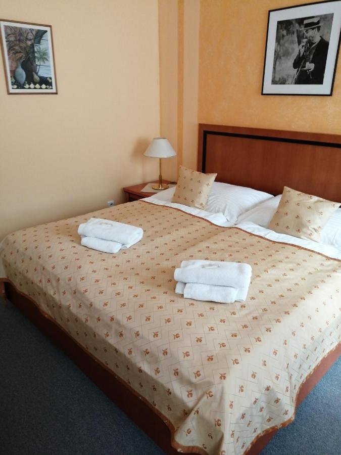 Apartmany Cesky Dvur Mariënbad Buitenkant foto